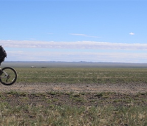 John, Robin enter the Gobi near Dalanzadgad