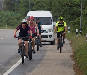 Dianne out of Chiang Rai, persued by back up van