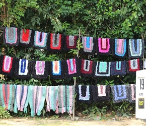 So common in Sri lanka, there will be lines of sellers all pedalling the same thing, in this case carpets