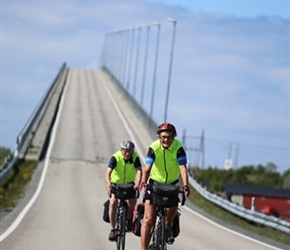 Carel and Malc descend the bridge near Risoyhamm