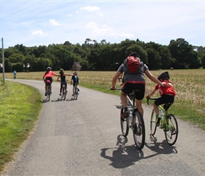 Pushing back to Chateau on that final uphill