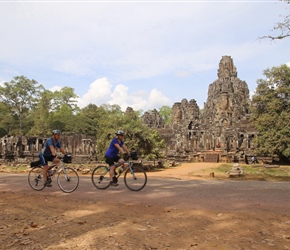 Jo passes Bayon Temple