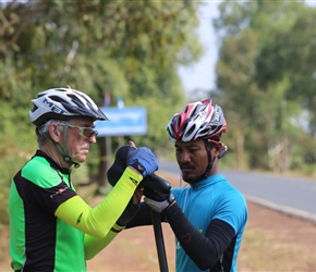 Jack and Sonny fix seat post