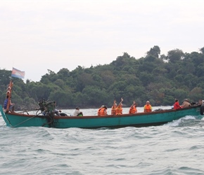 Boat to Rabbit Island