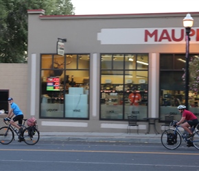 Barney and Linda pass through Maupin