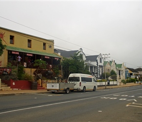 Sundowner Hostel, the start of the day