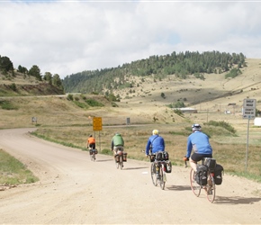 Paul, Emrys, Colin and Peter start the off road but highly scenic shelf road