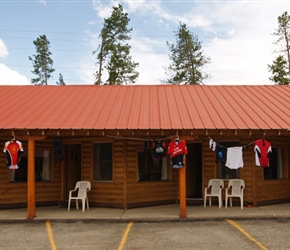 Washing time at Eagle Lodge Motel in Grand Lake