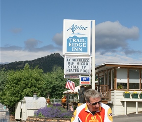 Emrys Jones about to leave Alpine Ridge where we had stayed the night