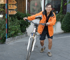 Tony leaves the hotel at Dali