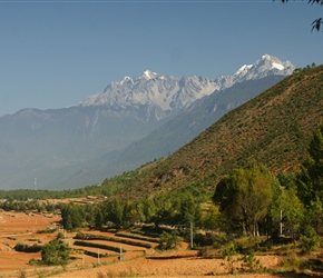 Descending to Juike, great view of Jade Mountain