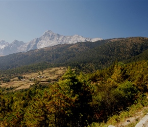 Ian approaches Jade Mountains