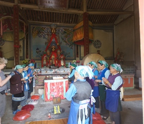 Josiane and her little camera check out the ladies at the temple