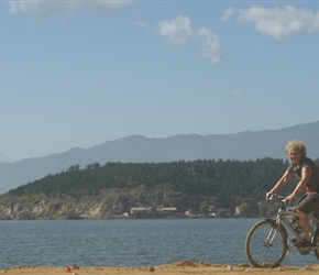 Josiane along the edge of Lake Erhai