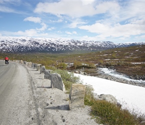 Linda on the last 3km of Gamle Strynefjellsveg