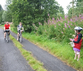 Anne and Jenny along the lane to Hardwick, greeted by a flower picking Louise