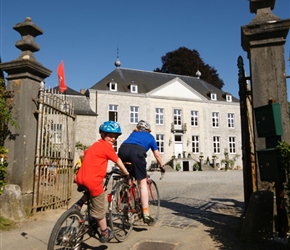 Penny and Oliver return to Chateau de Halloy