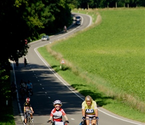 Caitlin and Carol on the road to Pessoux