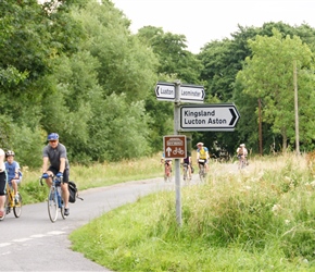 Anne, Ariane and Dave head towards Kingsland