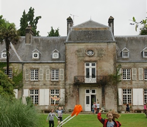 Abbey kite flying at Chateau Le Mont Epinguet