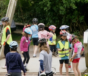 Children playing at Dundas Aqueduct