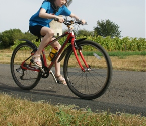 20.08.2012-CTC-Chateau---Jonzac-(10)-Abbie-towards-Jonzac.jpg