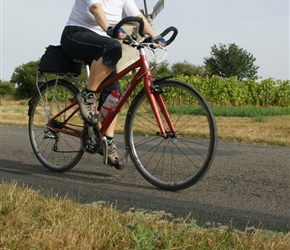 20.08.2012-CTC-Chateau---Jonzac-(12)-Pauline-towards-Jonzac.jpg