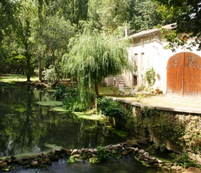 20.08.2012-CTC-Chateau---Jonzac-(38)-Garden-on-River-Seugne-near-St-Georges-Antignac.jpg