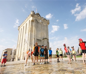 Children by fountain in Pons