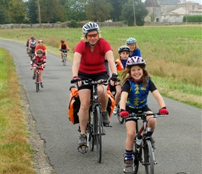 Gabriela and Siobhan leave the chateau 