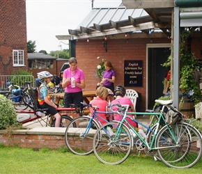 kate and Harriett at Budworth Ice Cream 