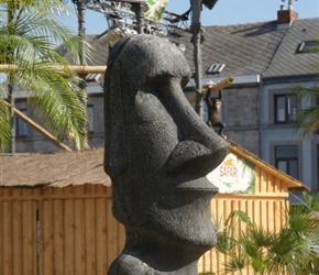 You do see some bizarre things on these trips but an Easter Island replica in Ciney. They'd turned the square into a beach