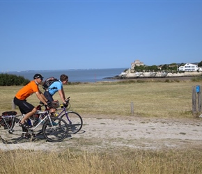 Geoff Turnpenny and Sophie Hallam approaches Tailbert