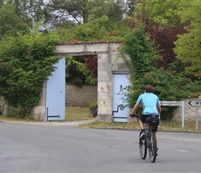 Judith Taylor near Montils, Cognac