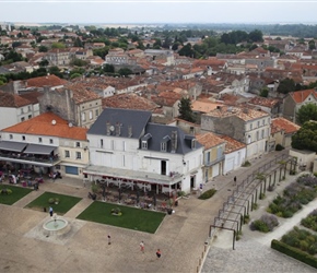 Donjon cafe from Pons Donjon