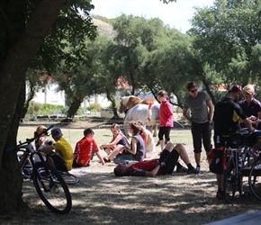 Picnic at Mortagne