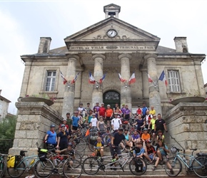 Group picture at Chateauneuf