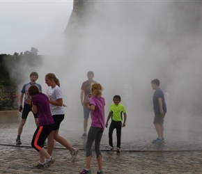 Children and Fountains at Pons