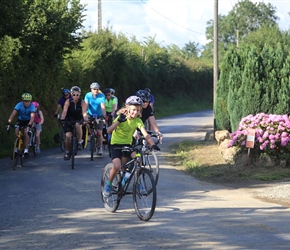 This was the corner that we reached on Monday heading for Périers. Rose waves as the weather has definitely perked up