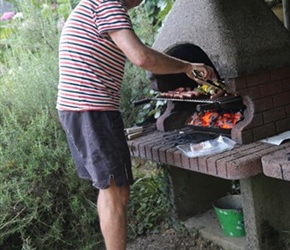 Lester at the BBQ, Bordeaux