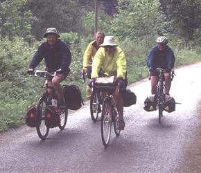 Patrick, Rob, Jose and Linda on the railway path from Granvin