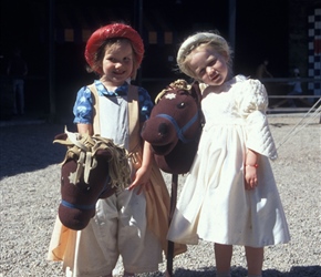 Ariane and Louise all dressed up at Alnwick Castle