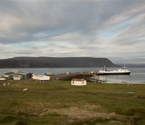 The ferry arrives at Brjánslækur 