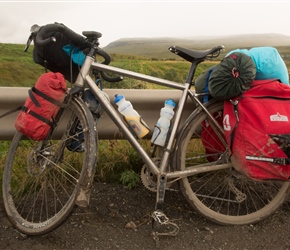 My bike had taken a bit of a hammering. Gravel, rain, a grading machine creating sludge...