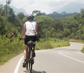 Sharon heads for the Knuckles range. There are nine peaks over 1200 meters (4000 ft) in Knuckles Range. The highest peak, "Gombaniya" is 1906 meters (6248 Ft). 