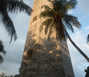 Standing at the Southern most point of Sri Lanka, the Dondra Head Lighthouse built by British in 1889 is currently operated and maintained by the Sri Lanka Ports Authority. Octagonal in shape and painted in white, the Dondra Lighthouse stands 54m hig