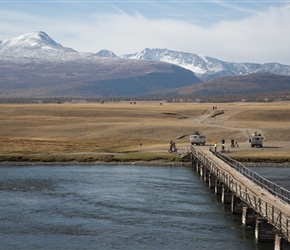 14.09.22-28-Setting-off-having-crossed-Khoton-Lake.jpg