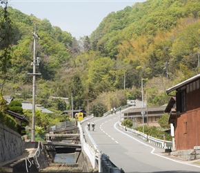 There were a few uphills as we largely headed along the coast. In this case on Oshima Island