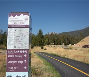 Heading towards the Teton Pass