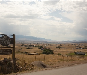 Settlements on the flatlands